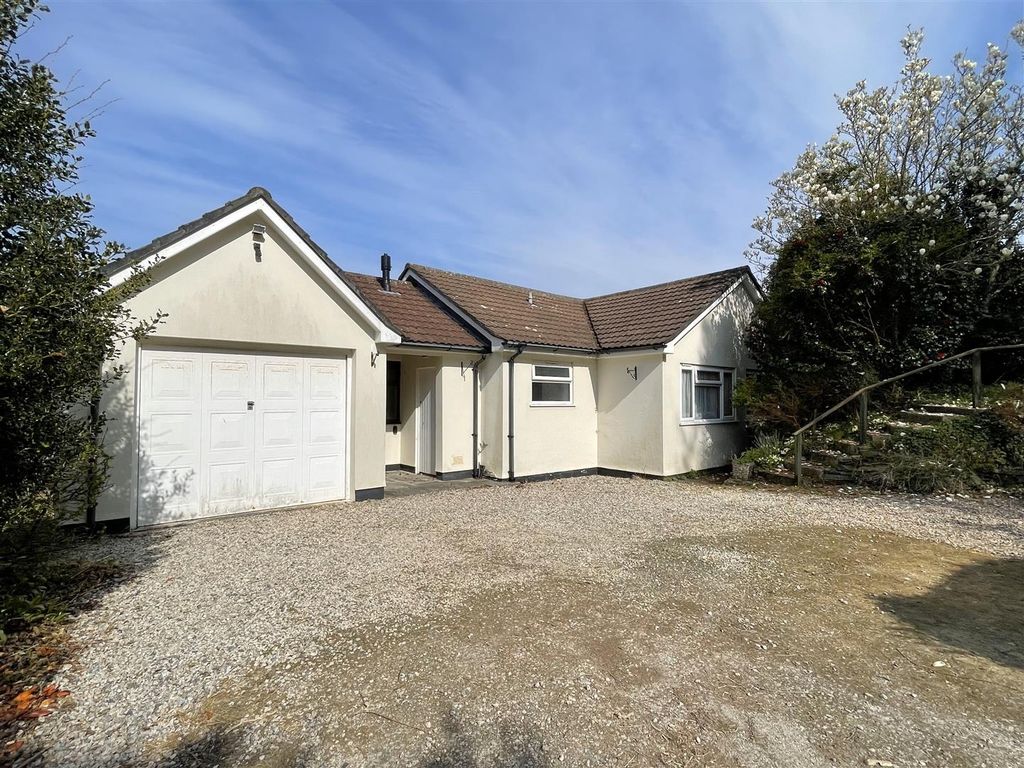 Property photo 1 of 28 Front