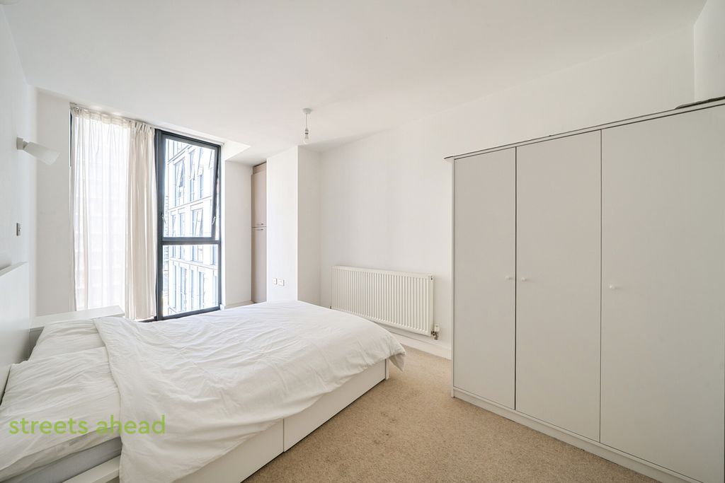 Property photo 1 of 20 432037Bc-dc73-414...