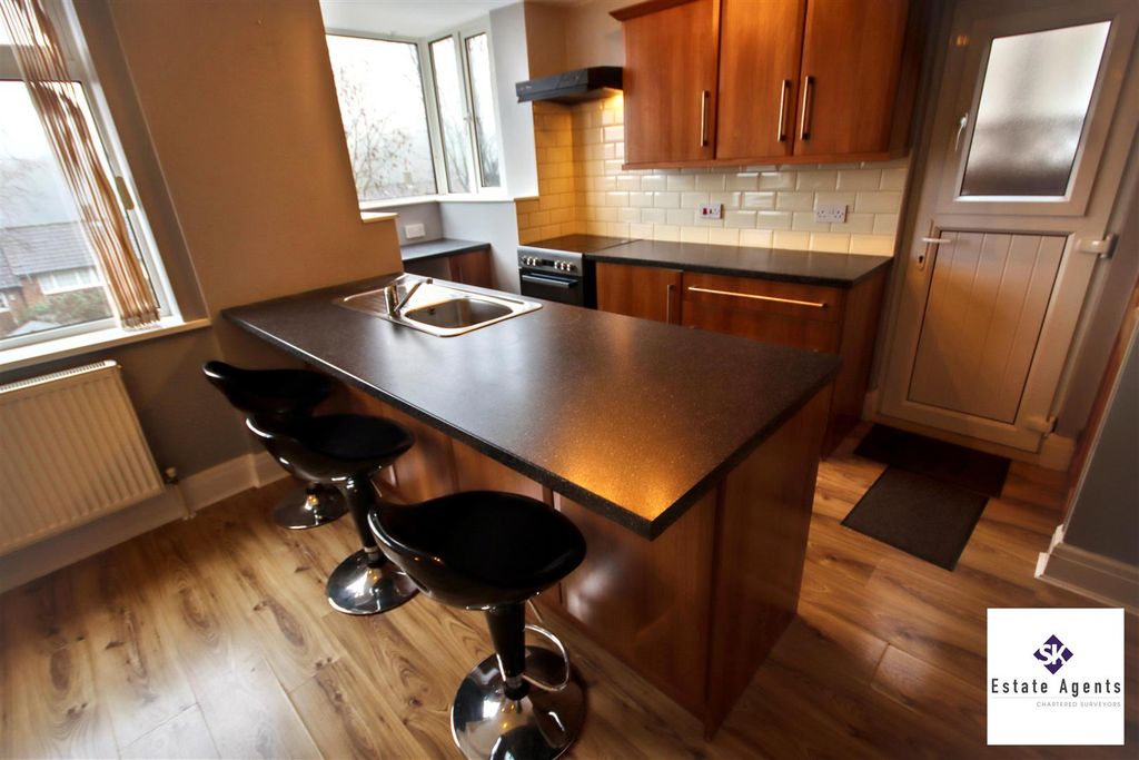 Property photo 2 of 23 Kitchen/Diner