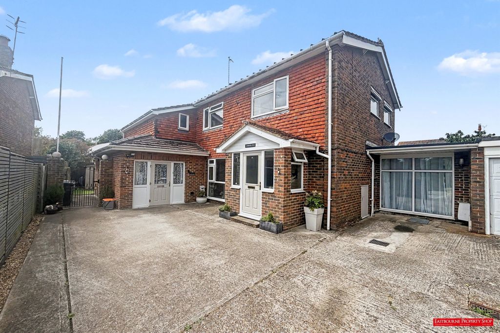 Property photo 1 of 42