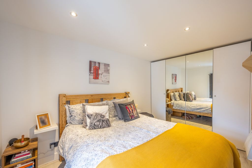 Additional image 13 of 1 bed flat for saleConstitution Steps, St. Peter Port, Guernsey GY1