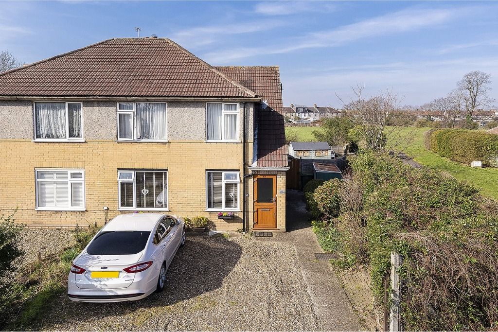 Property photo 1 of 13 4714970