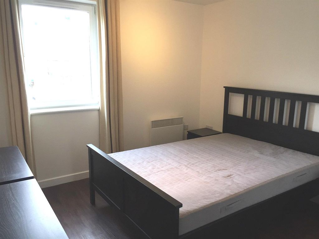 Property photo 3 of 5