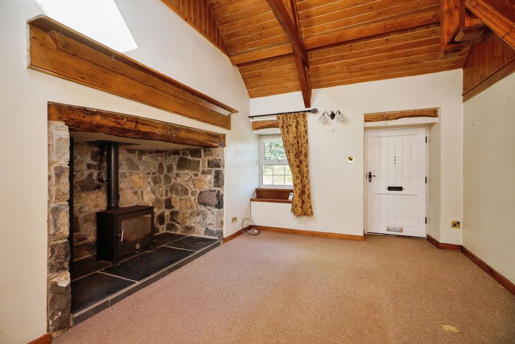 Property photo 3 of 33 Pbox-Img.Jpg