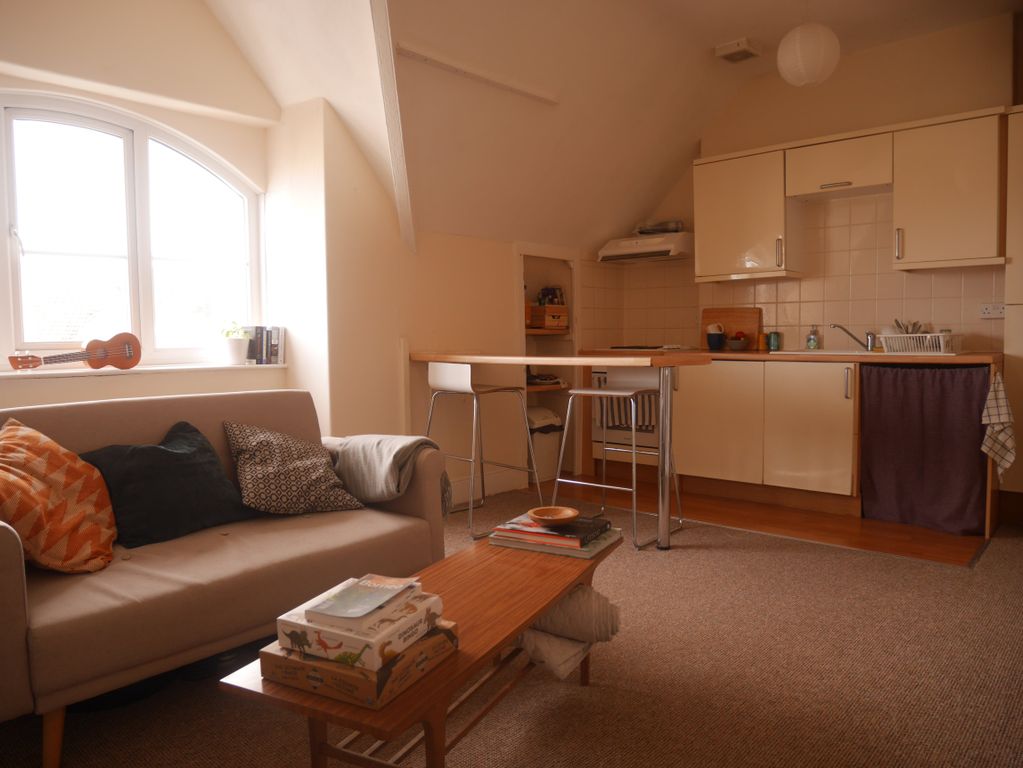 Property photo 3 of 6 P1070261