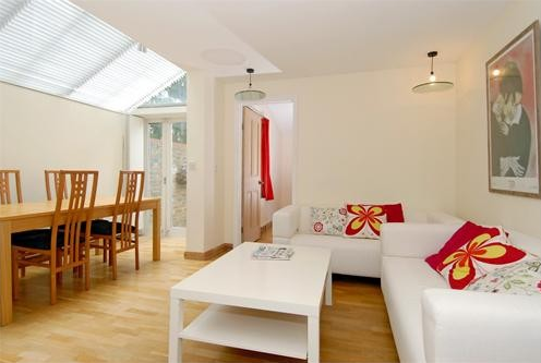 Property photo 2 of 6