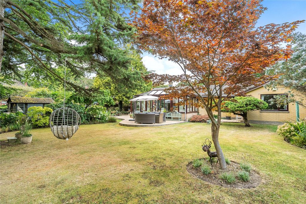 Property photo 1 of 29 Picture No. 28