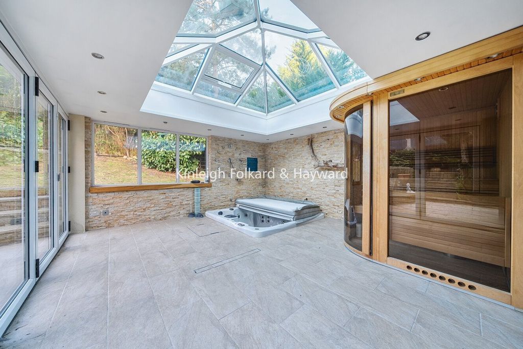 Property photo 2 of 15 Picture No. 08