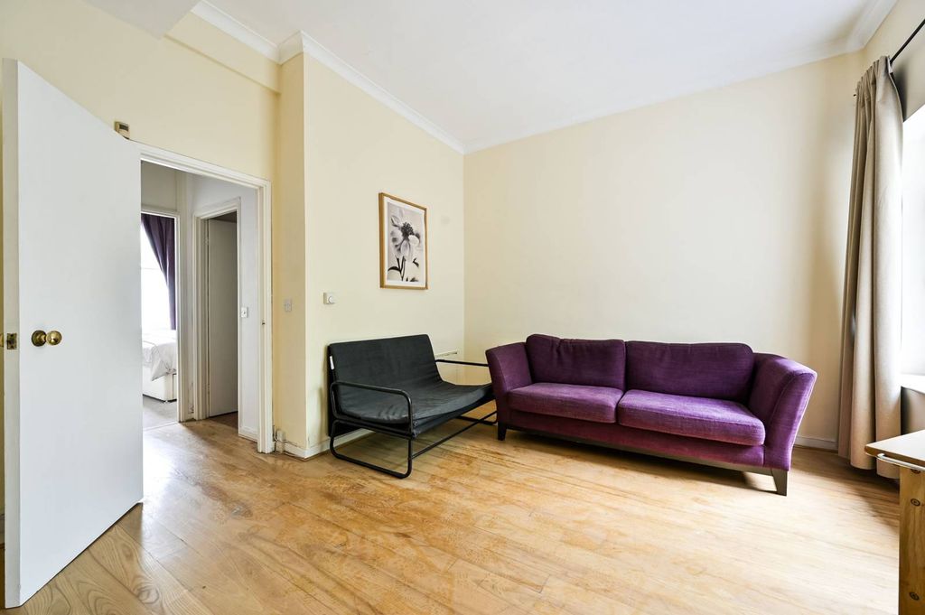 Property photo 2 of 9