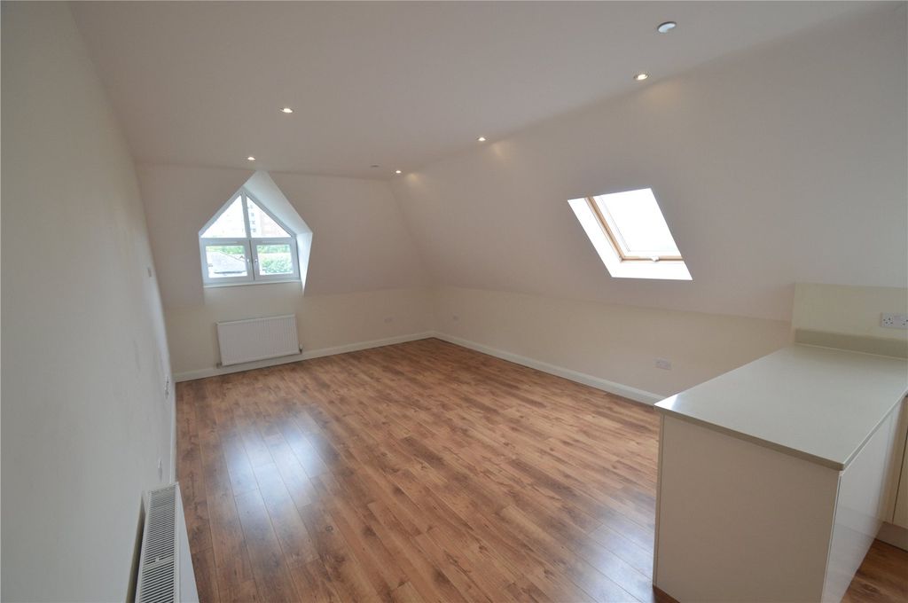 Property photo 3 of 7 3