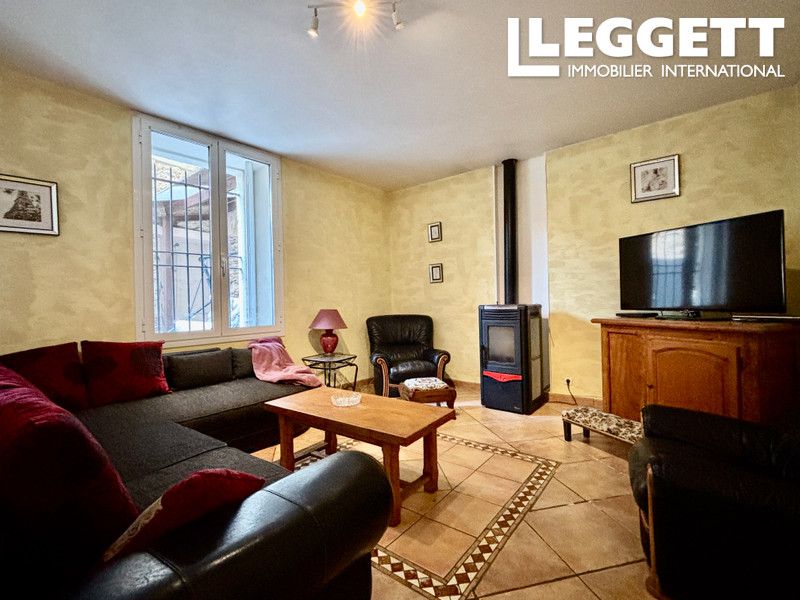 Property photo 2 of 10