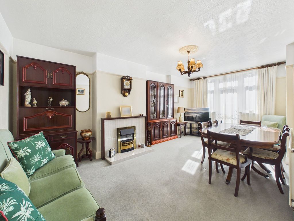 Property photo 2 of 15 Lounge/Dining Room