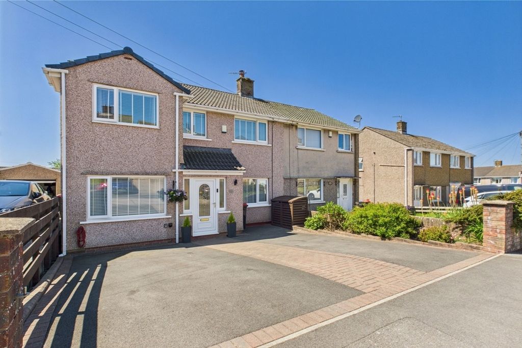 Property photo 1 of 35