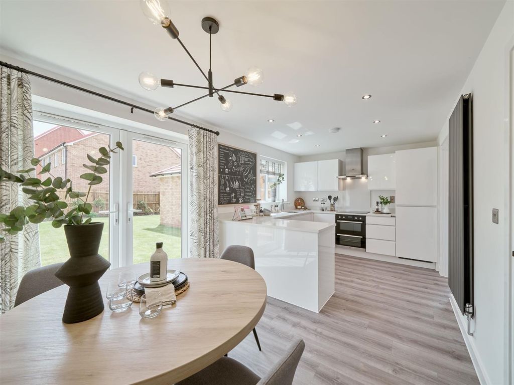 Property photo 3 of 11 1.Jpg