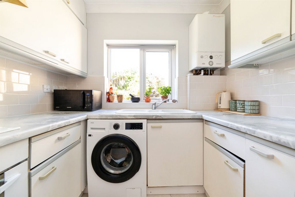 Additional image 8 of 2 bed maisonette for saleWillowdene, Watton At Stone, Hertford SG14