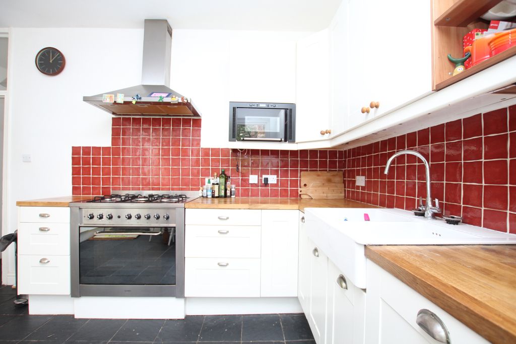 Property photo 3 of 15 3