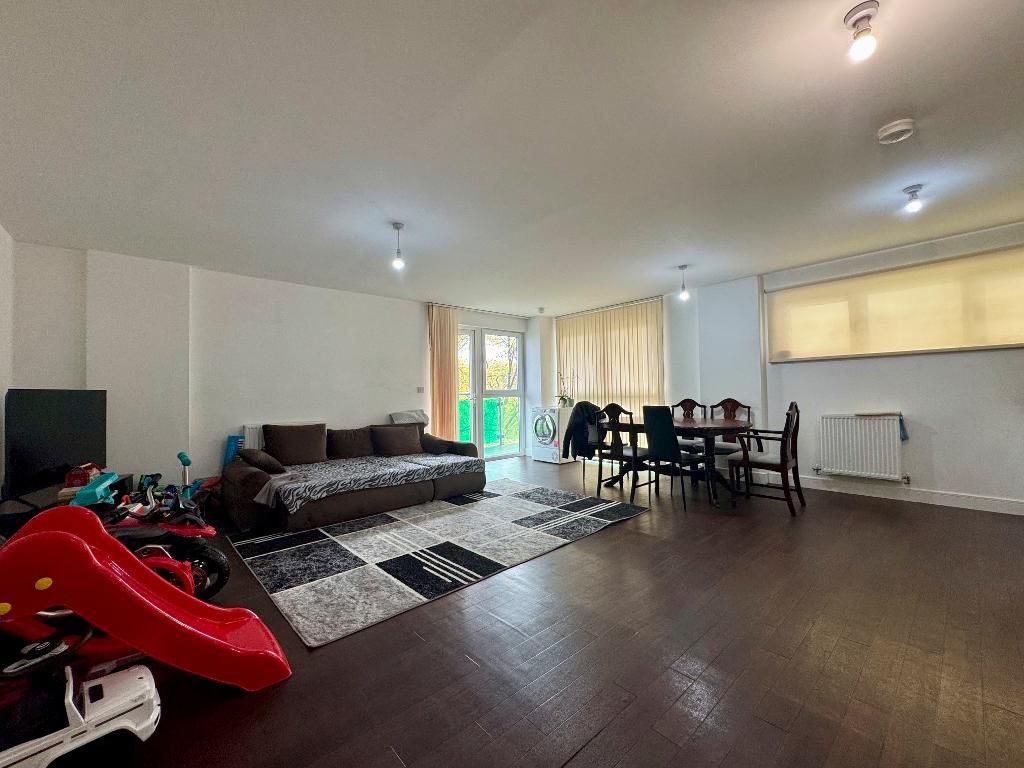 Property photo 2 of 12 Photo 2