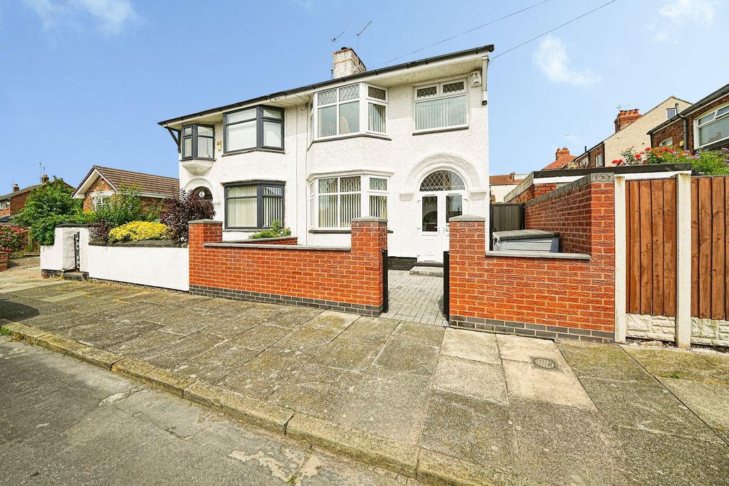 Property photo 1 of 15