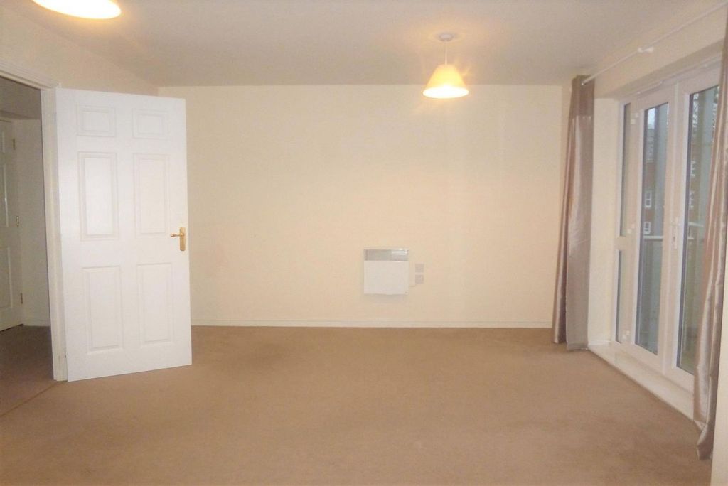 Property photo 3 of 7