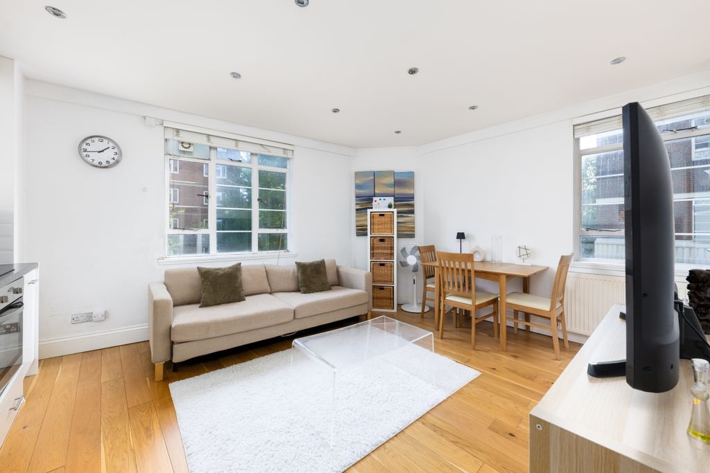 Property photo 1 of 9 Nell Gwynn House ...