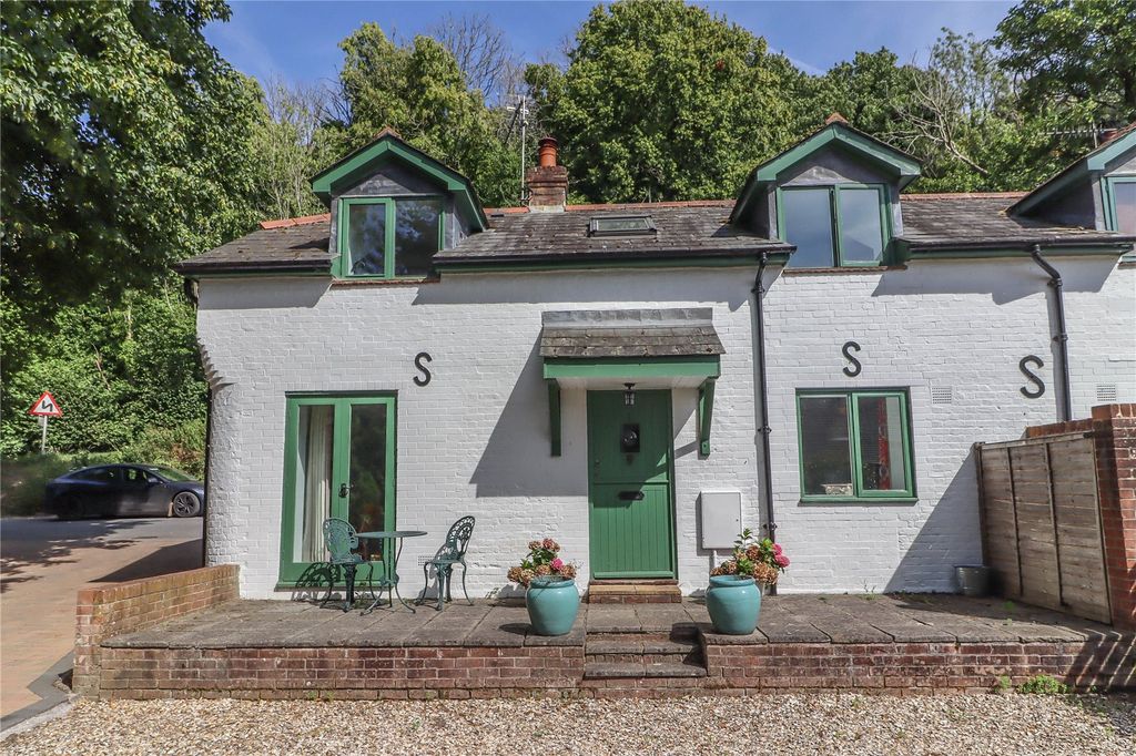 Property photo 1 of 17 Picture No. 02