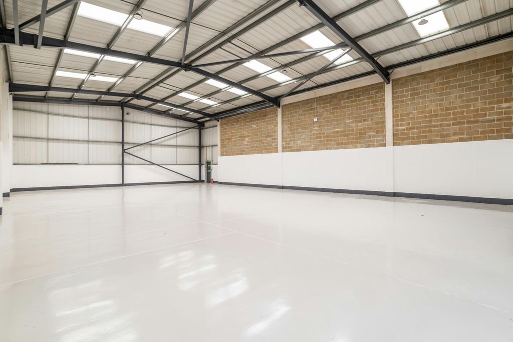 Property photo 3 of 8 Unit 5 Orchard Trade Park - Redhill-1.Jpg