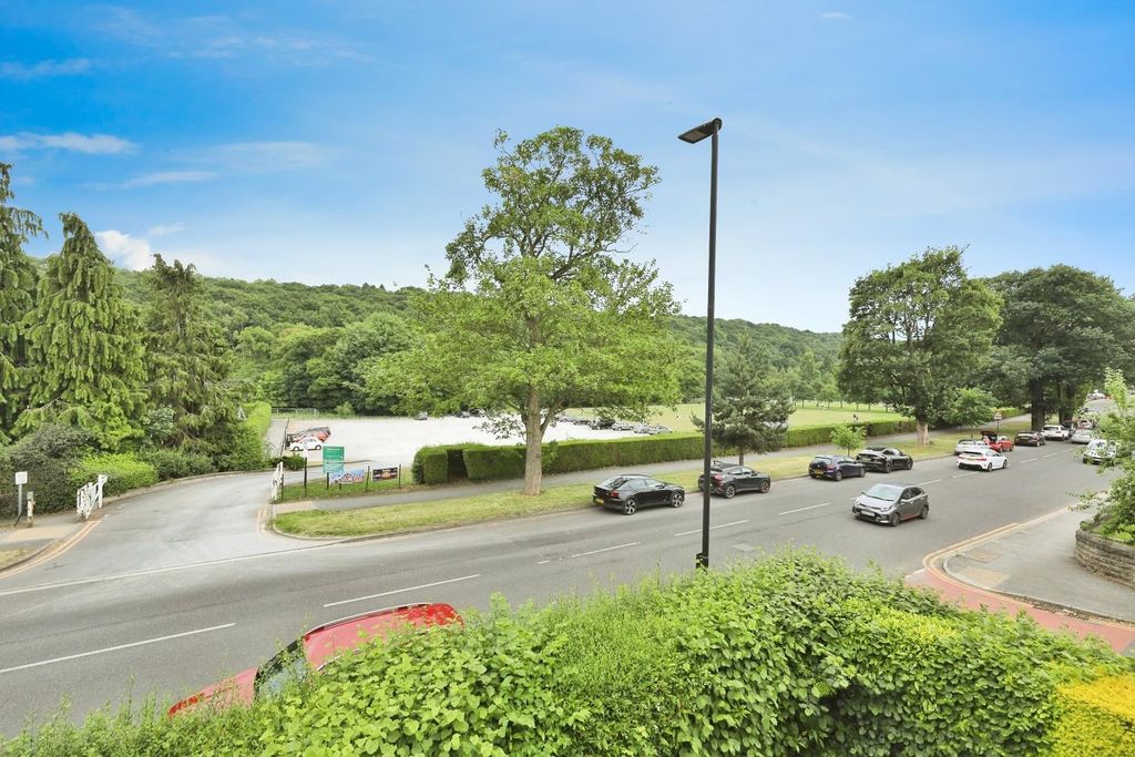 Property photo 2 of 16 View