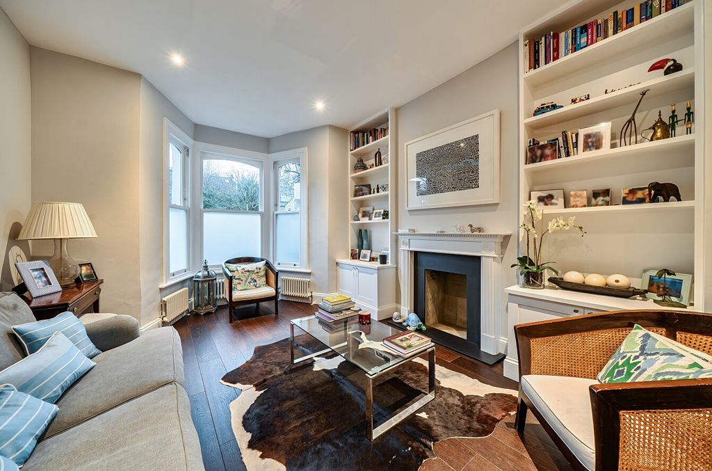 Property photo 3 of 17 1414581-7-698Df40...