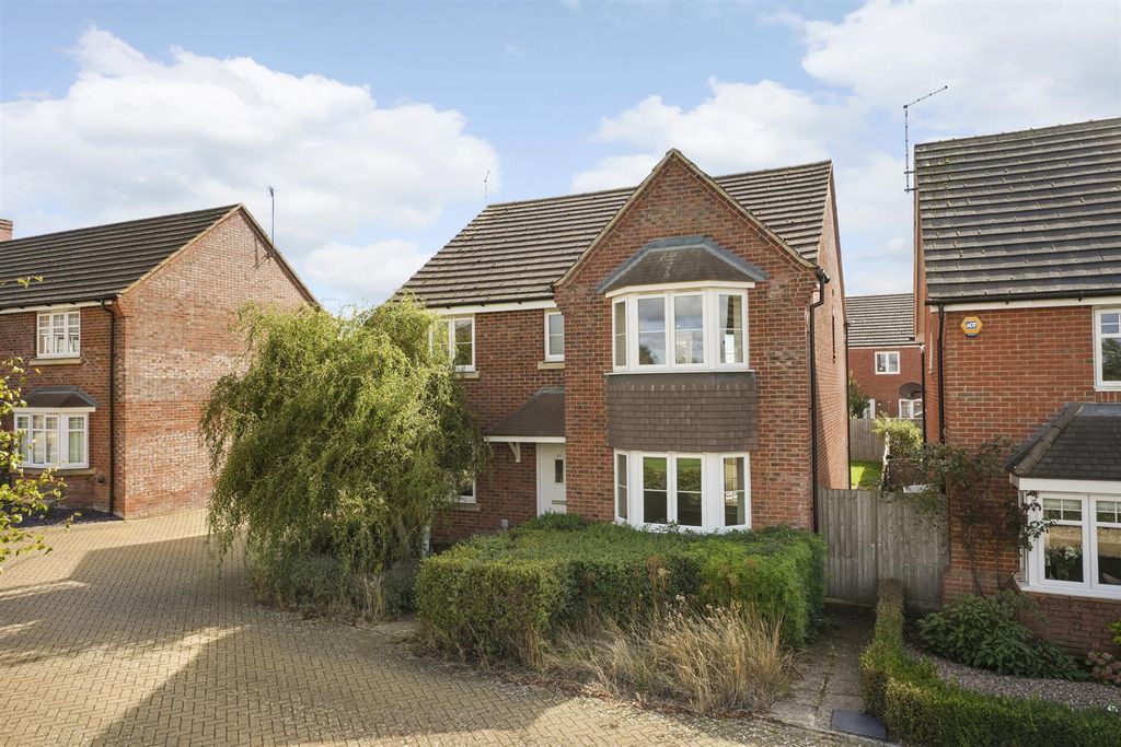 Property photo 1 of 29