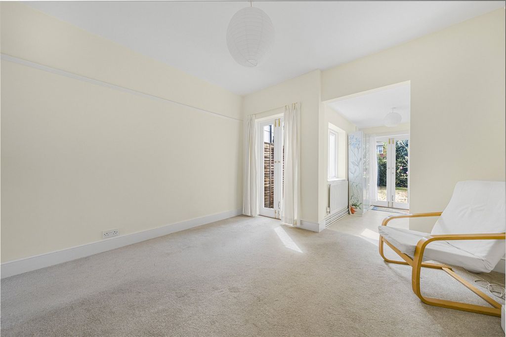 Property photo 2 of 11 Picture No. 06