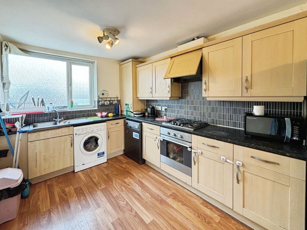 Property photo 2 of 10 Picture No. 02