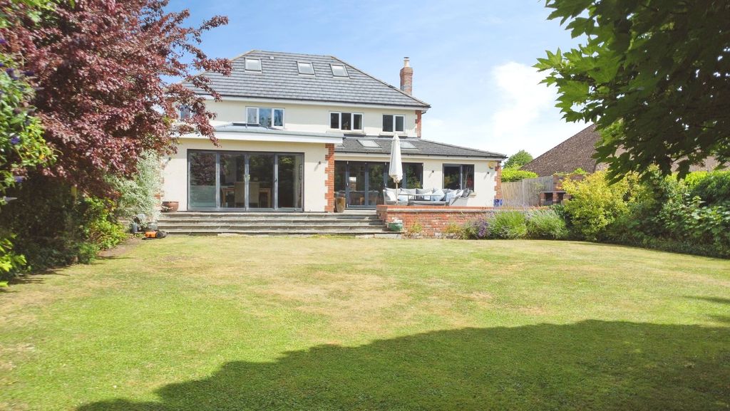 Property photo 1 of 27