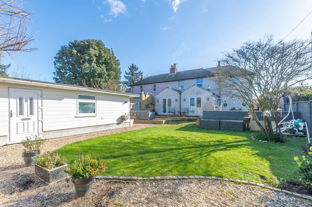 Property photo 1 of 21 Rear Garden