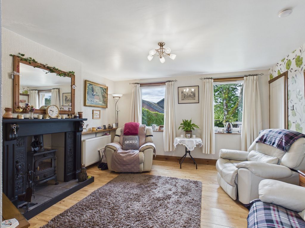 Property photo 2 of 19