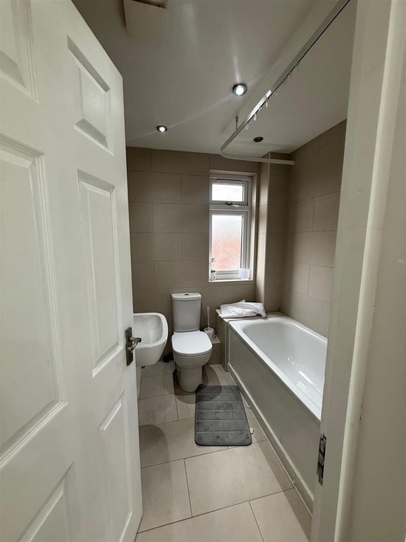 Property photo 2 of 9 Bathroom 2.Jpg