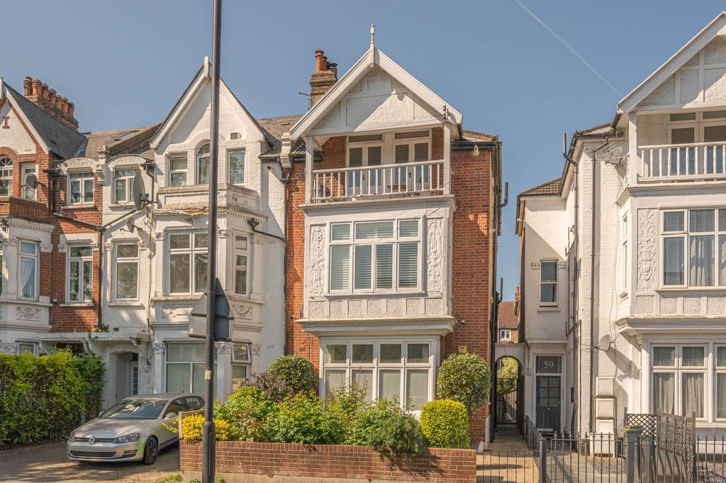 Property photo 2 of 11