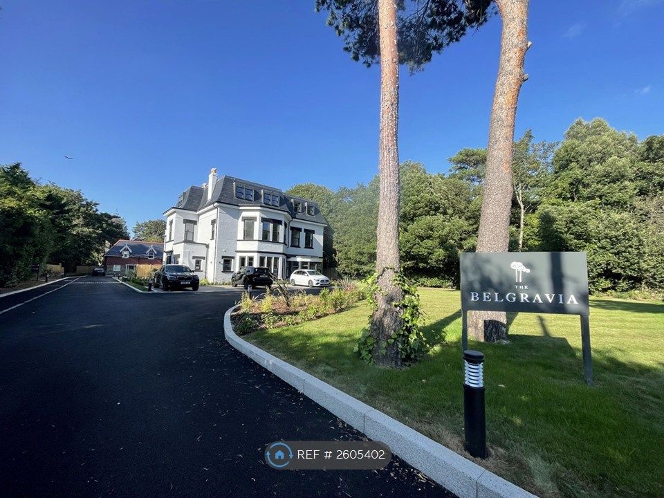 Property photo 1 of 6 External