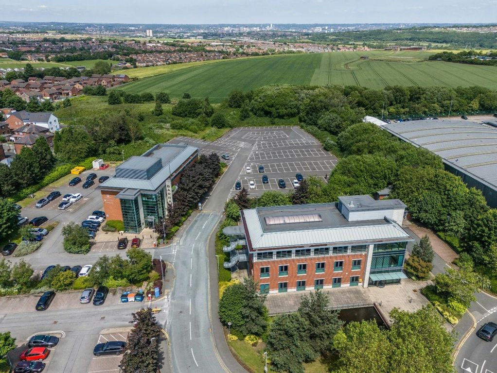 Property photo 1 of 2 Main.Jpg