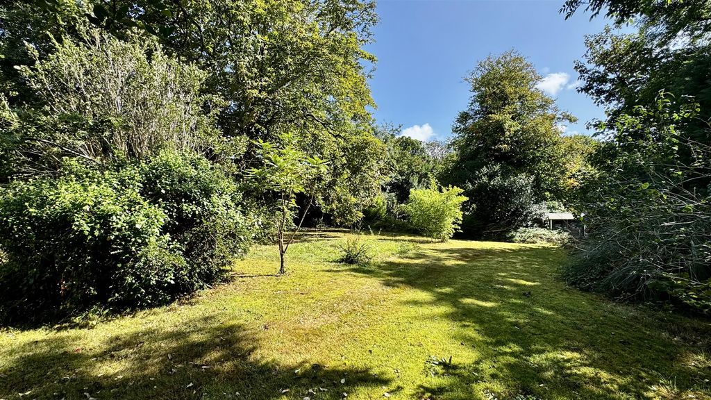 Property photo 2 of 20 Rear Garden Treoda.Jpeg