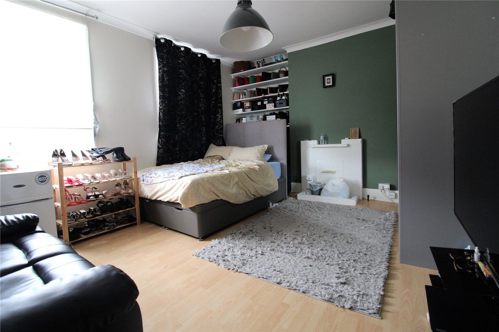 Property photo 3 of 10 Picture No. 07