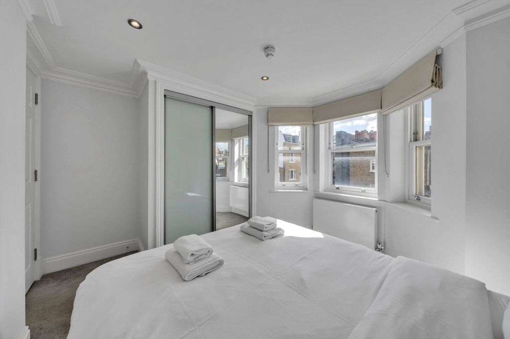 Property photo 3 of 11 Picture No. 09