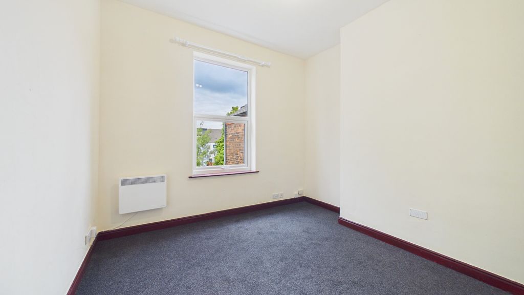 Property photo 2 of 6 4574082