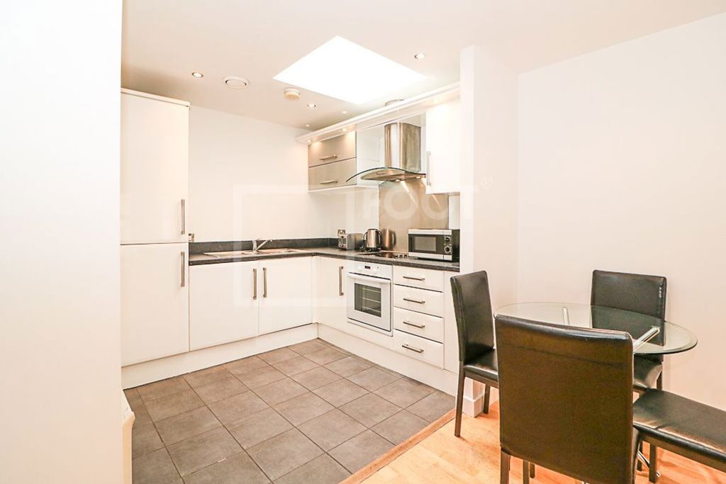 Property photo 2 of 25