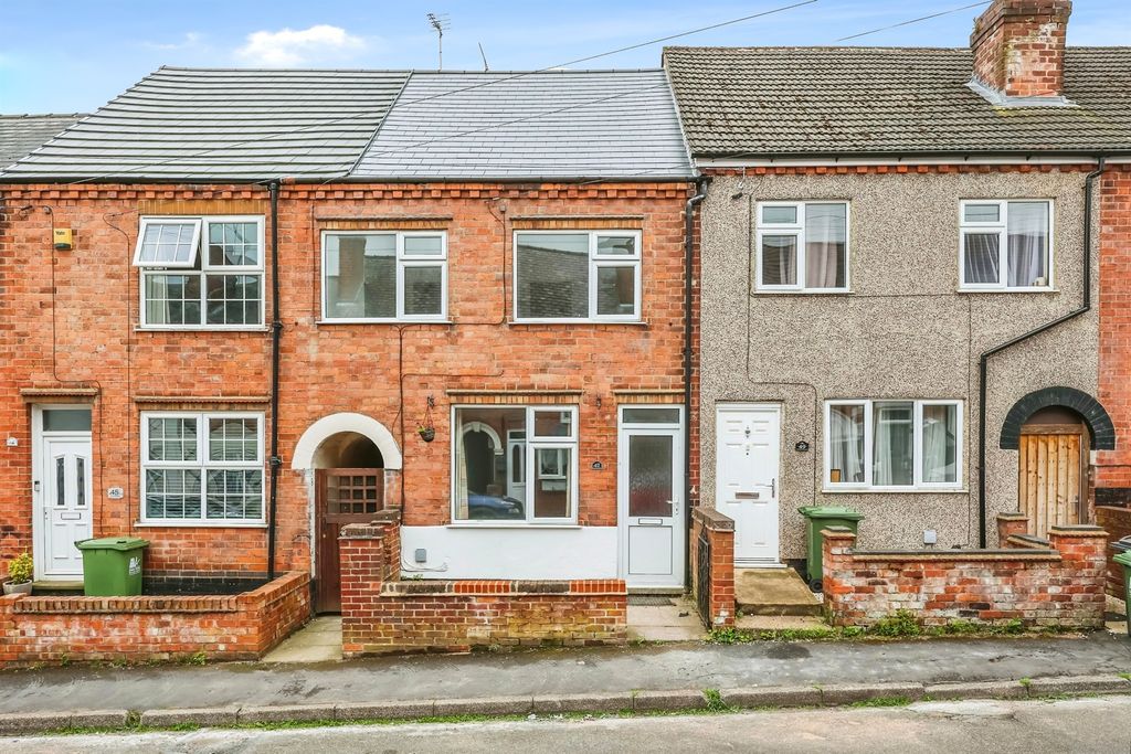 Property photo 1 of 14