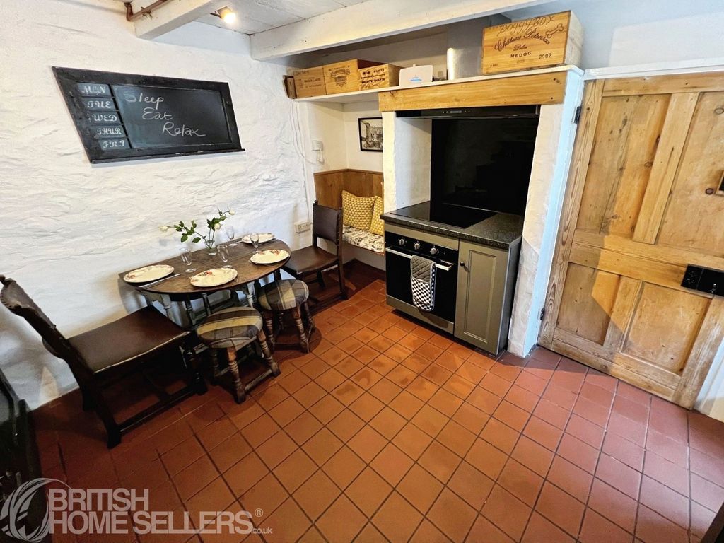 Property photo 3 of 12 Picture No. 04