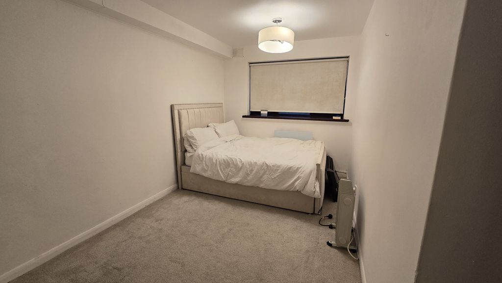 Property photo 2 of 3