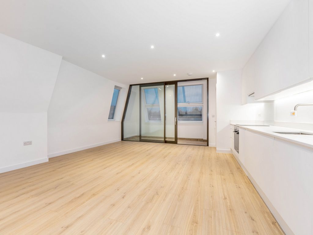 Property photo 3 of 8