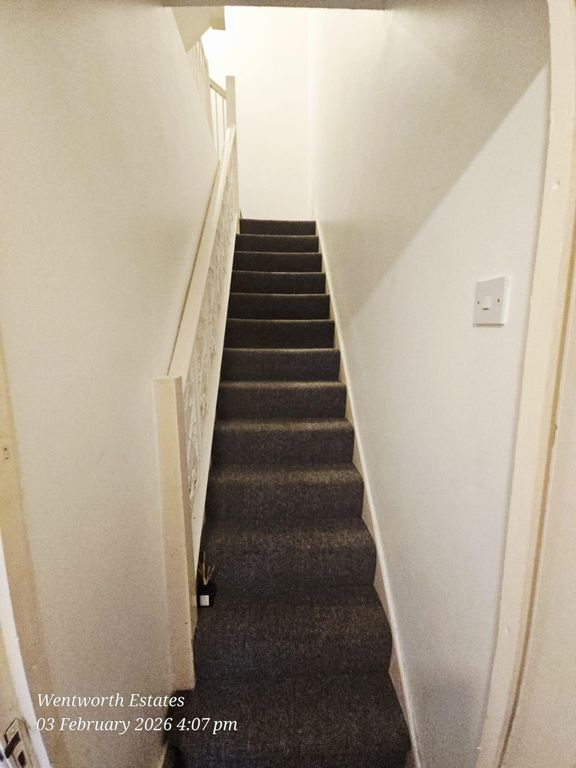 Property photo 2 of 8 Photo 1