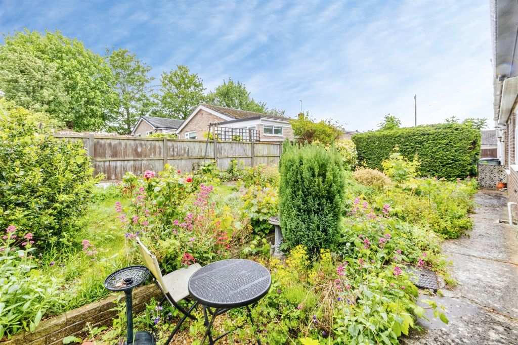Property photo 2 of 16