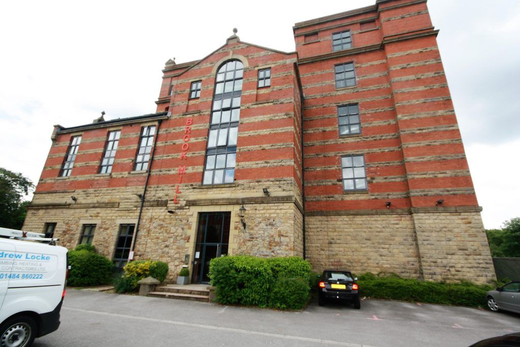 Property photo 1 of 17 Img 8711